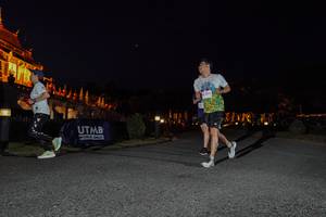 BIB: 330
                            <button type="button" onclick="openModal(22292716)" class="btn btn-primary btn-sm float-right btn-popup" data-toggle="modal" data-target=".modal-high-quality">
                        <i class="fas fa-shopping-cart"></i> Add to Cart
                    </button>
                                            <button type="button" onclick="isThisMe(22292716, true)" class="btn btn-success btn-sm float-right btn-popup btn-isme hidden" data-toggle="tooltip" data-placement="bottom" title="นี่คือรูปของคุณใช่ไหม คลิกที่นี่เพื่อเอาเข้าอัลบั้ม">
                        <i class="fas fa-plus"></i> Add to album
                    </button>
                    <button type="button" onclick="isThisMe(22292716, false)" class="btn btn-warning btn-sm float-right btn-popup btn-isnotme hidden">
                        <i class="fas fa-ban"></i> Remove from album
                    </button>